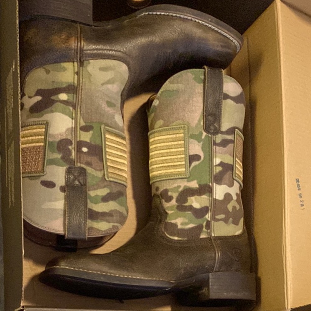 Mens Ariat Boots